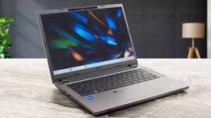 Acer TravelMate P2